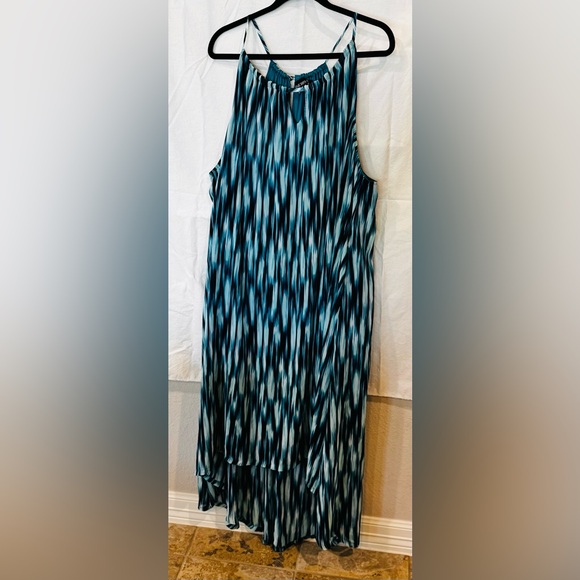 Lane Bryant Size 26/28 Teal Design Short Dress - Picture 1 of 6